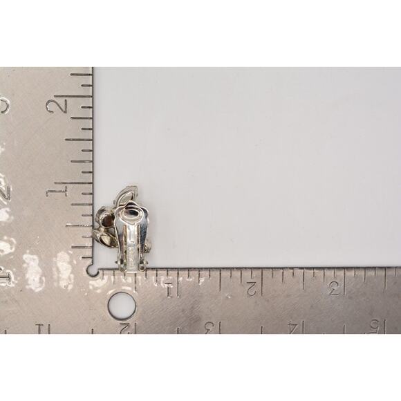 Weiss Vintage Crystal Clip On Earrings Prong Rhinestone Sparkling Signed BinAO - Picture 12 of 12